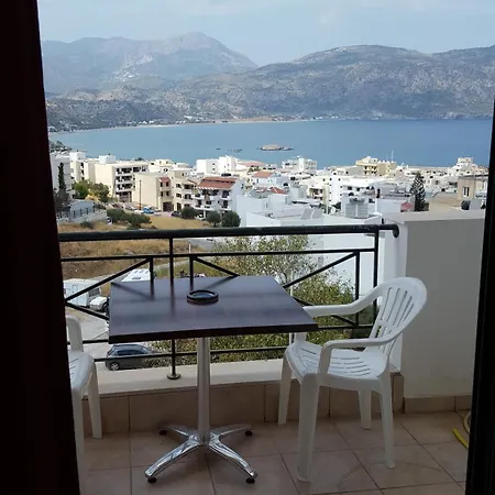 Apartament Giota's Karpatos